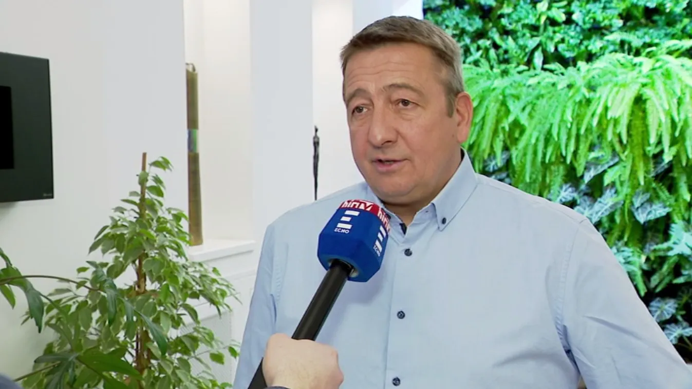 Továbbra is gyűjtik az ötforintosokat a nézők és olvasók Bayer Zsoltnak