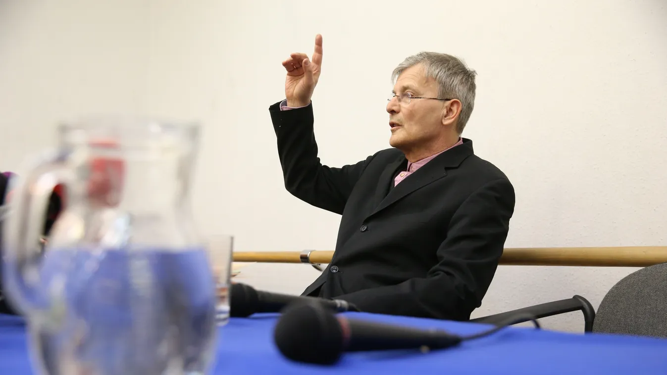 Demszky megválna tengerparti nyaralójától