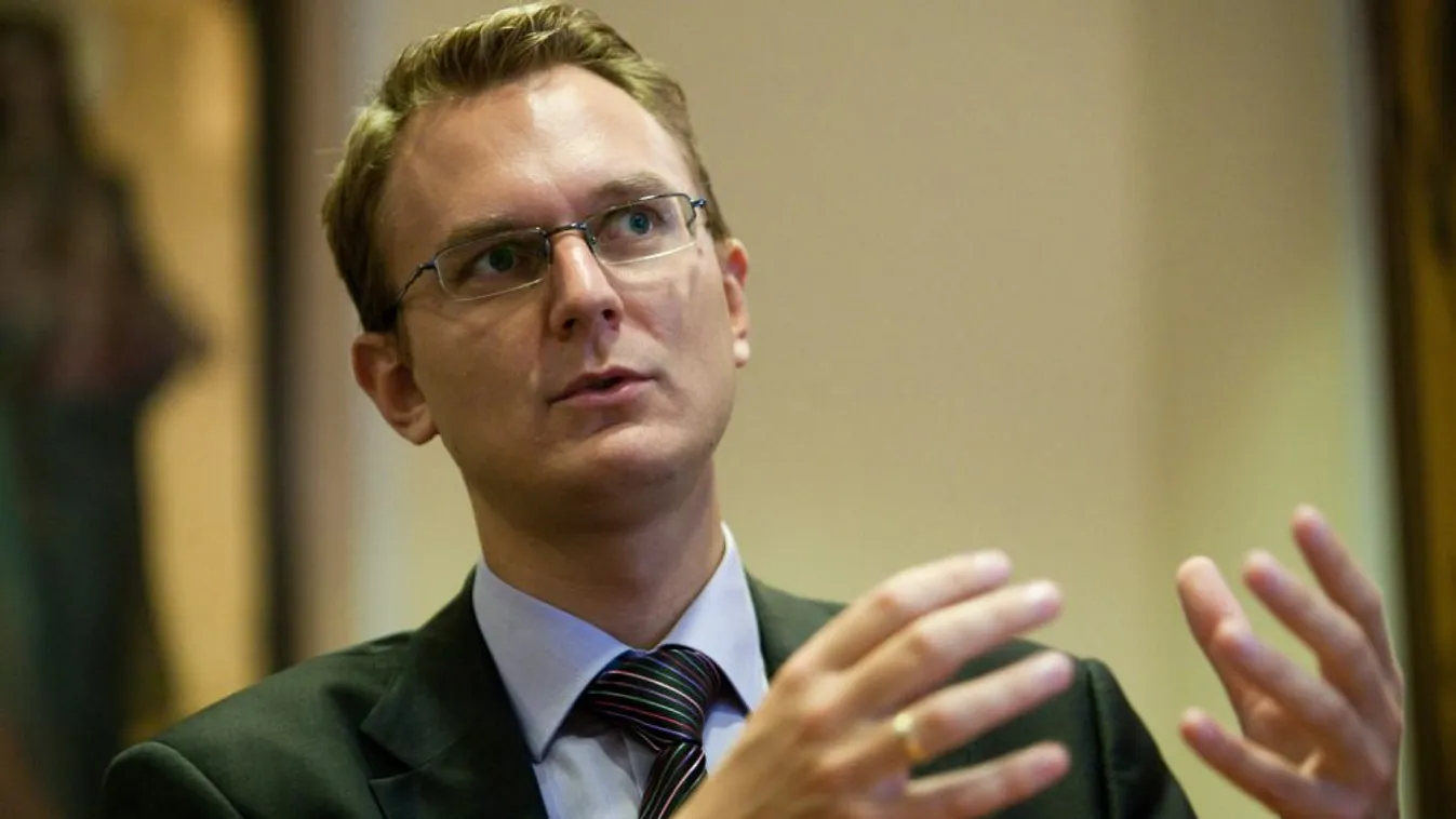 Rétvári: Megbecsülést kell, hogy érezzenek az idősek Magyarországon