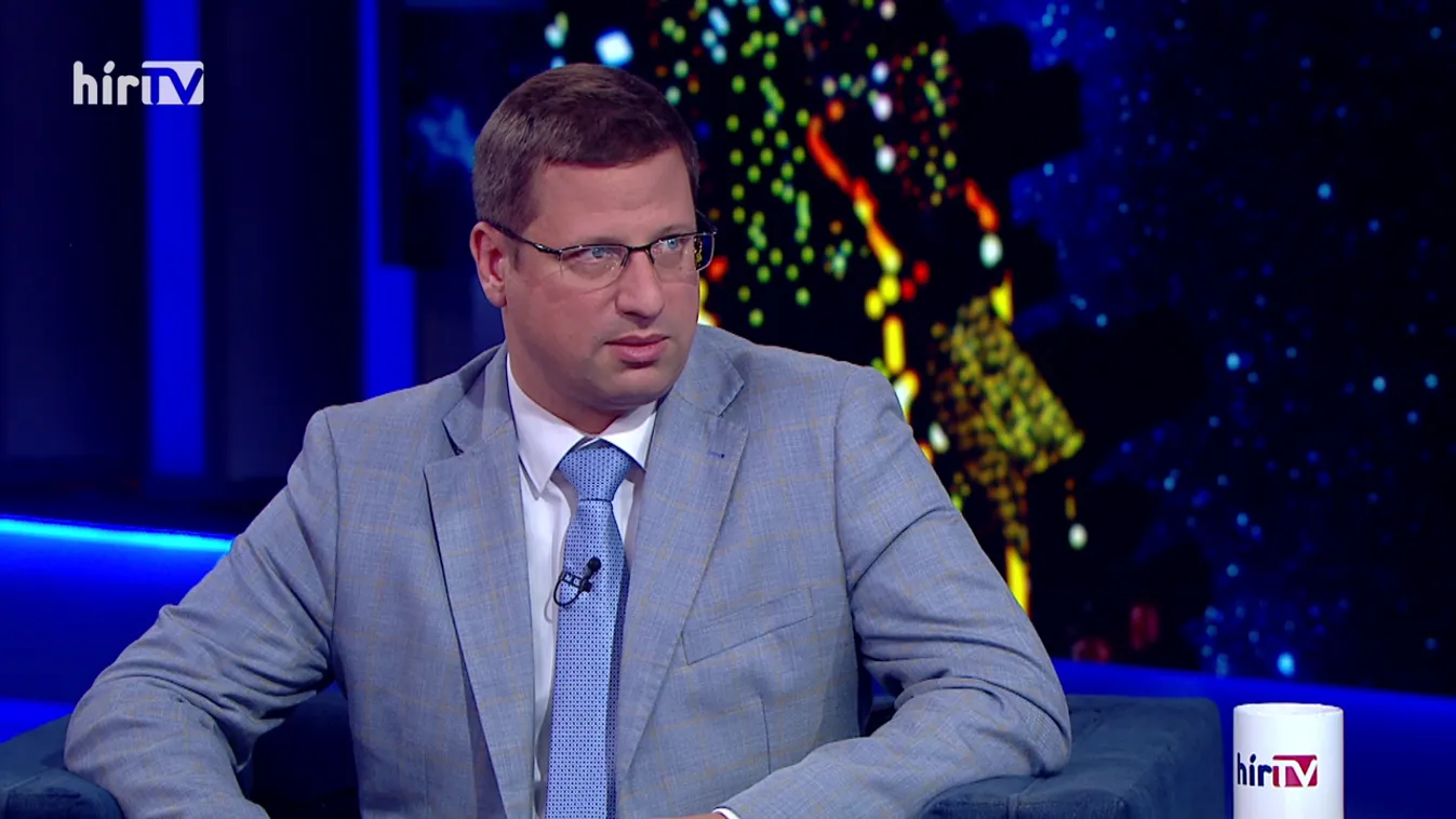 Bayer show – Gulyás Gergely: minden tagállam számára tragikus lenne, ha Ukrajna uniós taggá válna + videó
