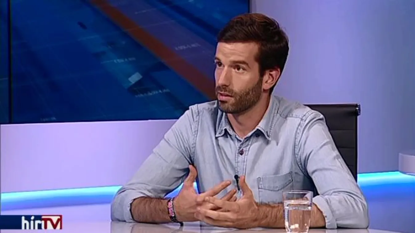 Vitázna Orbánnal a Momentum elnöke