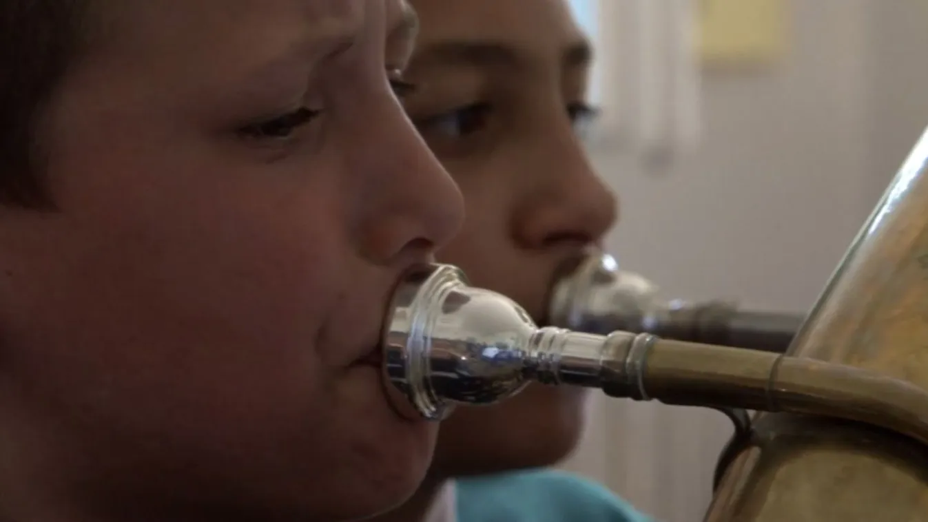 Rézangyalok – Vetítő