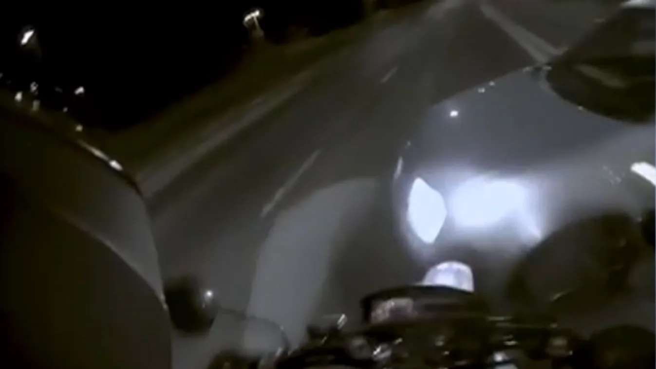 Elgázolták és otthagyták a motorost, de a kamerája mindent felvett