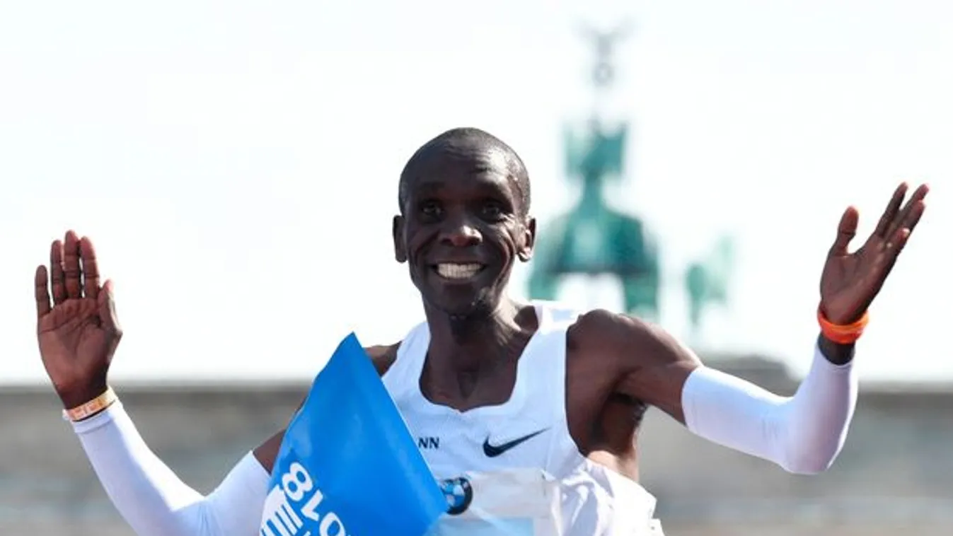 Kipchoge több mint egy percet javított a maratoni világcsúcson