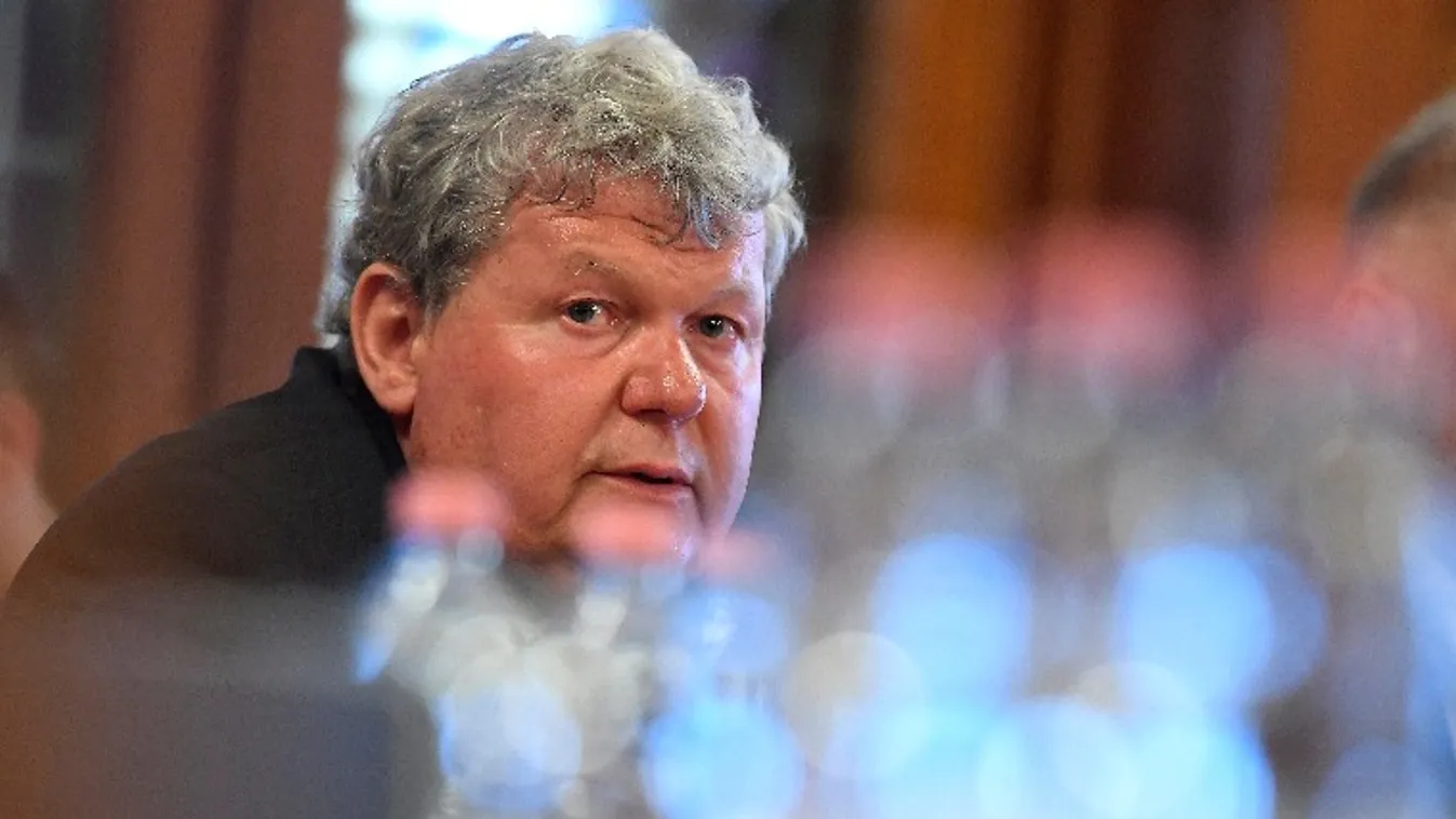 Süli János: elkerülhetetlen a Paksi Atomerőmű két új blokkjának megépítése