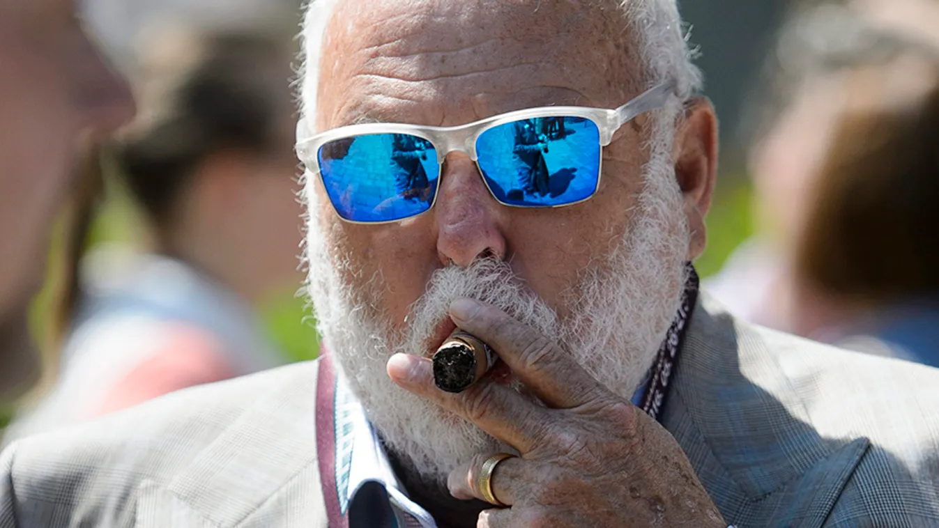 Vajna viheti a Borsot és a vidéki lapokat