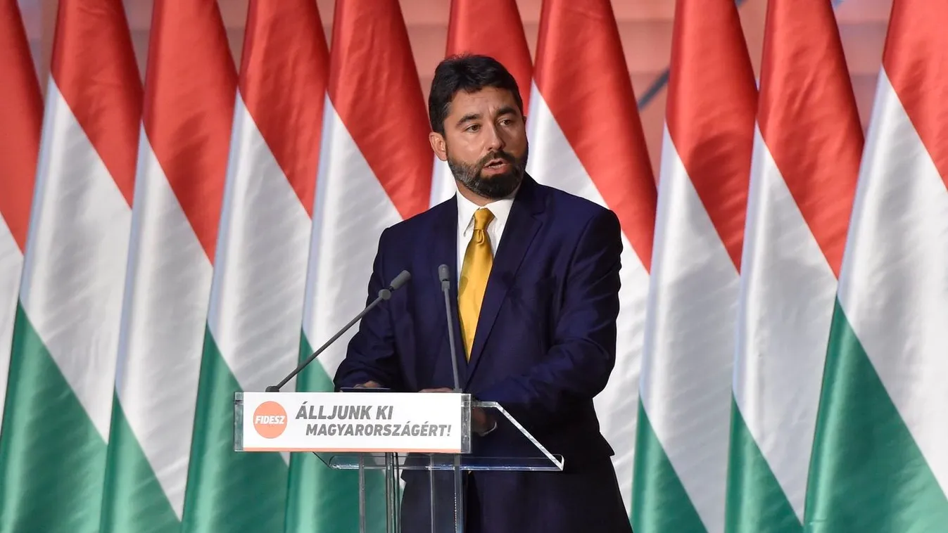 Az EP jó úton halad afelé, hogy a parlamentarizmus karikatúráját csinálja saját magából