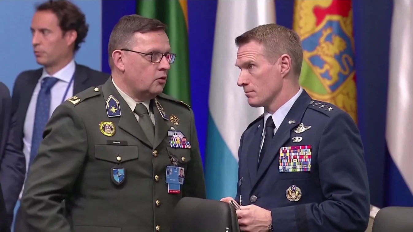 Ukrajna támogatásáról egyeztetnek a védelmi szövetség külügyminiszterei + videó