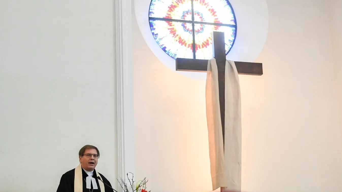 Fabiny Tamás: Jézus az idő fölött áll