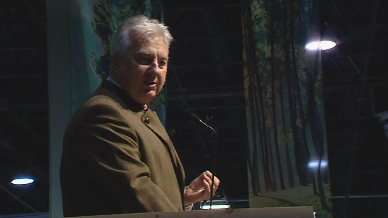 Semjén: Jó kis perben állunk az unióval