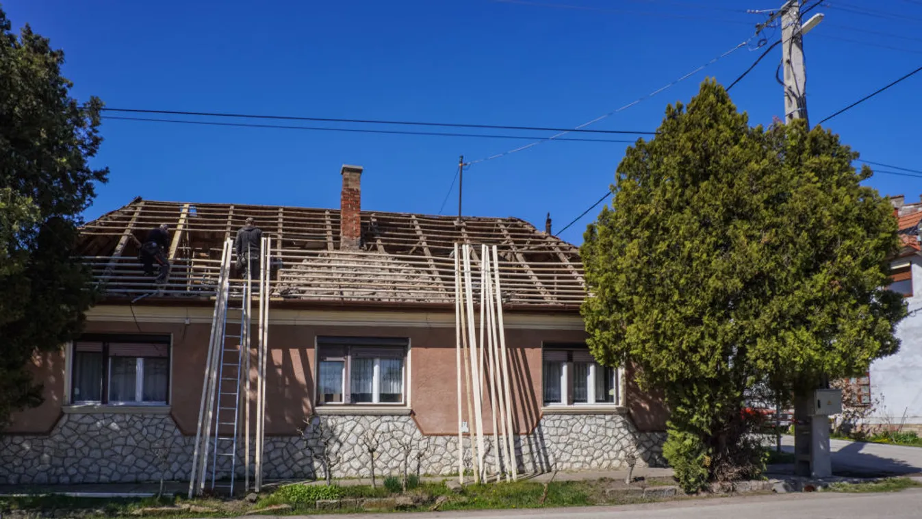 Jelentős támogatást kapnak felújításra a magyar otthonok idén