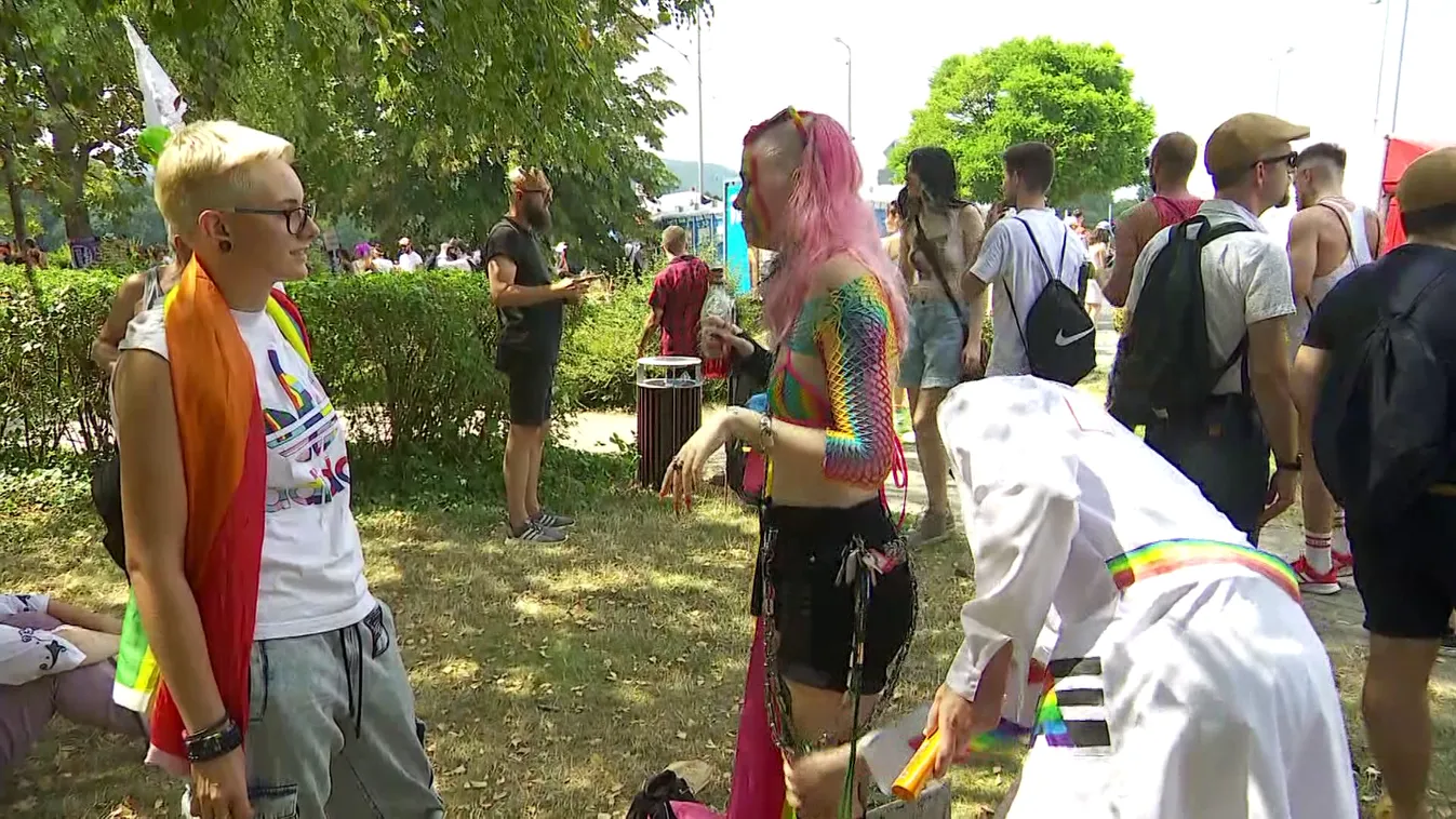 „Ne hagyjuk, hogy a mocsár bejöjjön Magyarországra” + videó