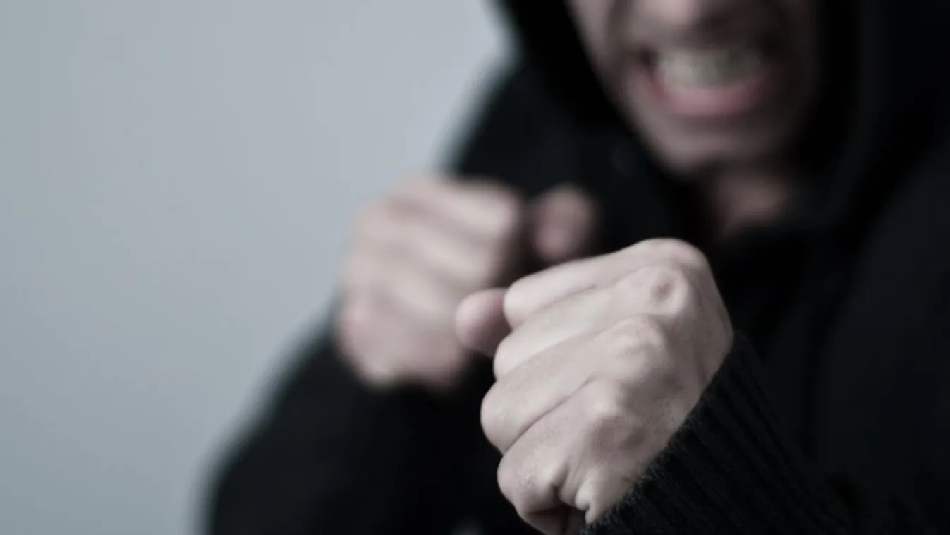 Többszörös visszaeső garázda ellen emeltek vádat