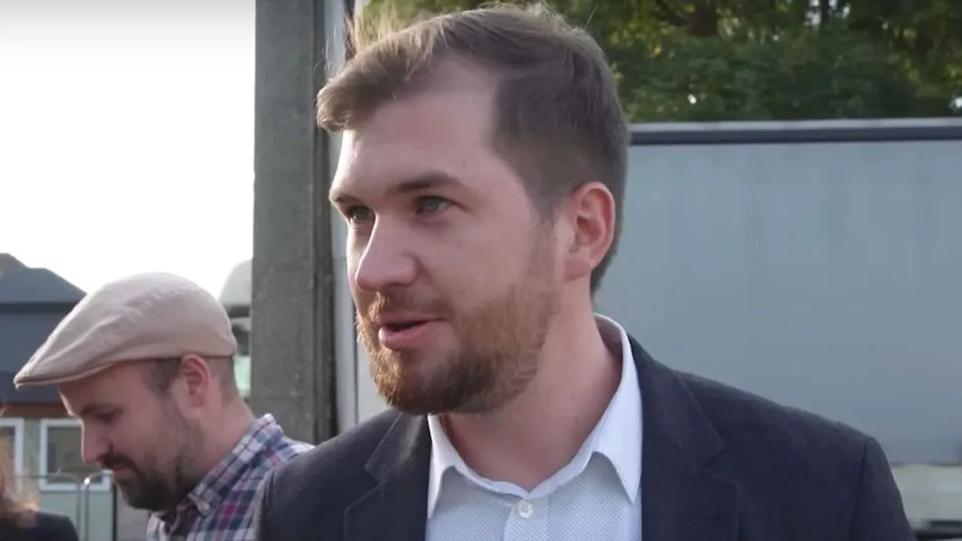 Amíg Gyurcsány hetente bérmálkozik, addig a Momentum elnöke zsinagógába jár szentmisére