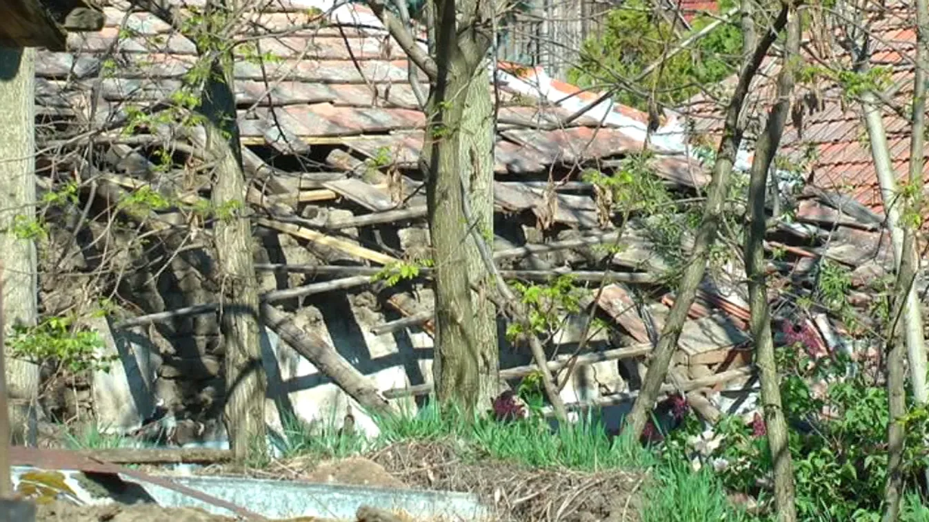 Gázrobbanás döntötte romba a házat, maga alá temetve egy nőt