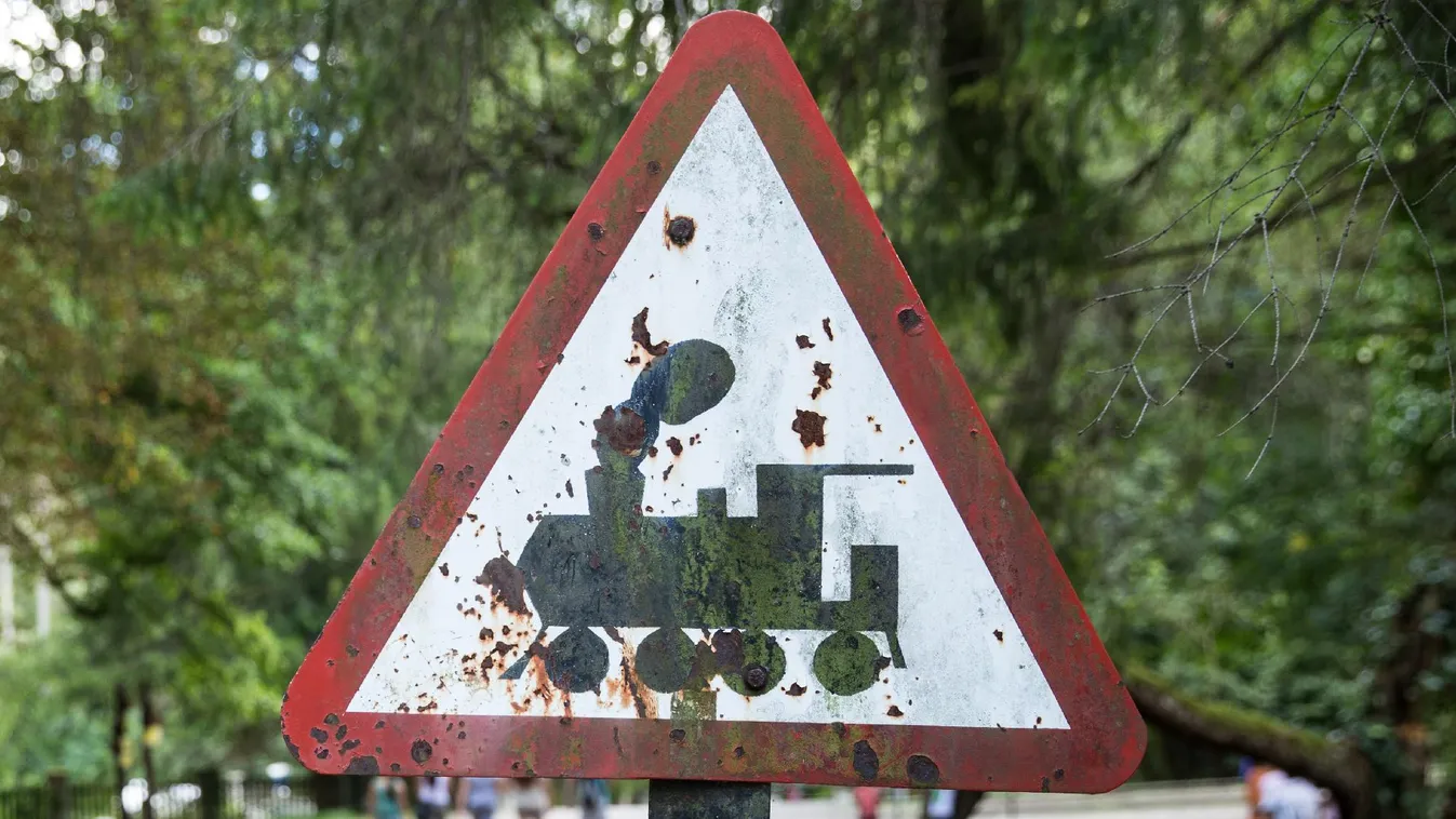 Több mint 100 milliárdot bukhat Magyarország a túlárazások miatt