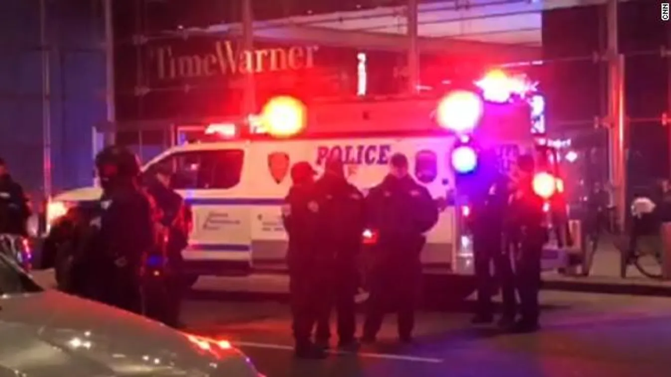 Élő adásban kellett kiüríteni a CNN irodáit