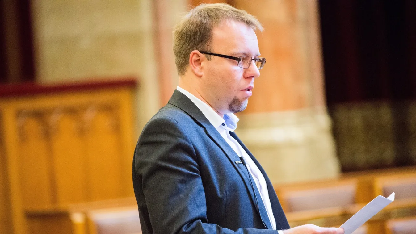 Visszalépett Kulcsár Gergely