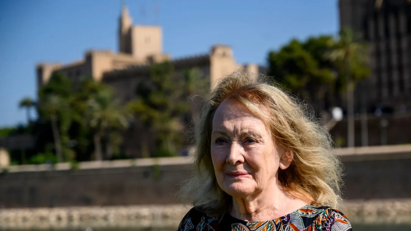 Annie Ernaux francia író kapja az irodalmi Nobel-díjat