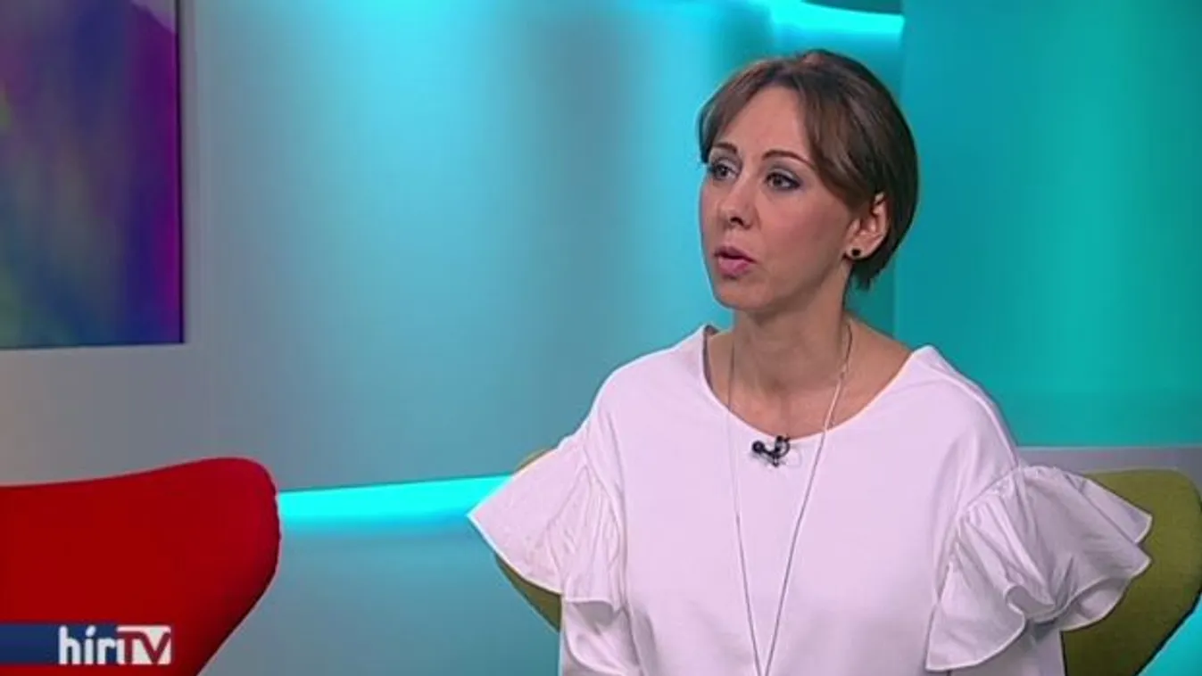 Mi közöm anyádhoz?