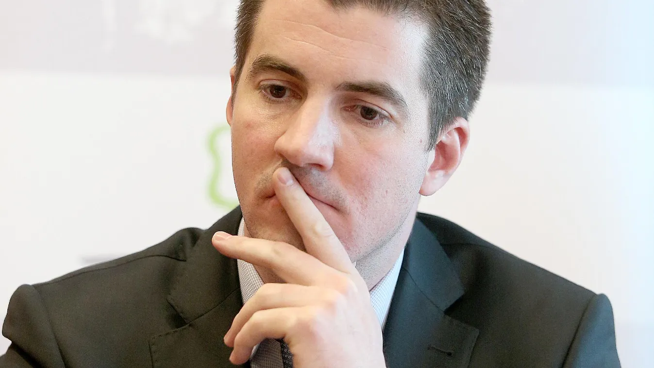 Kocsis Máté: Soros hadrendbe állította embereit