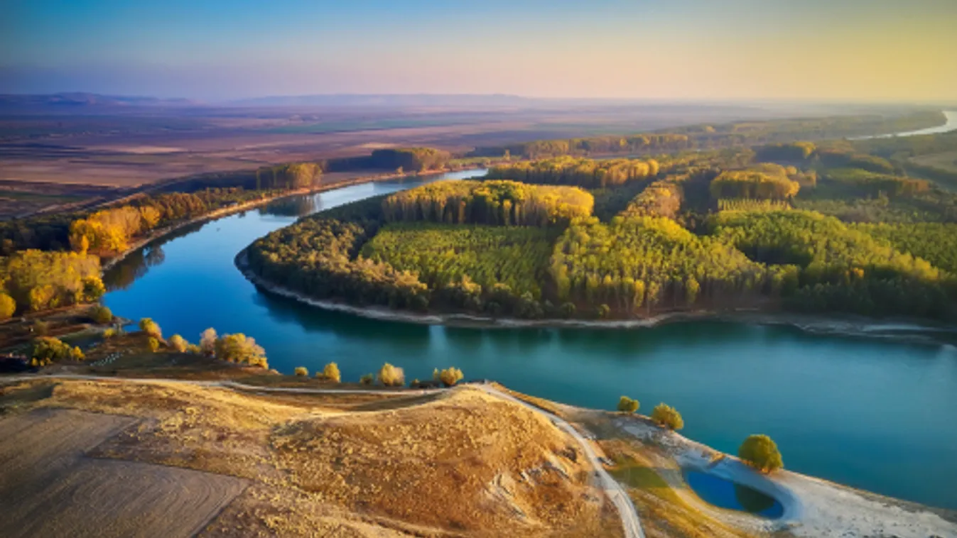 Mahart: Csaknem 1 milliárd forintból újultak meg dunai kikötők