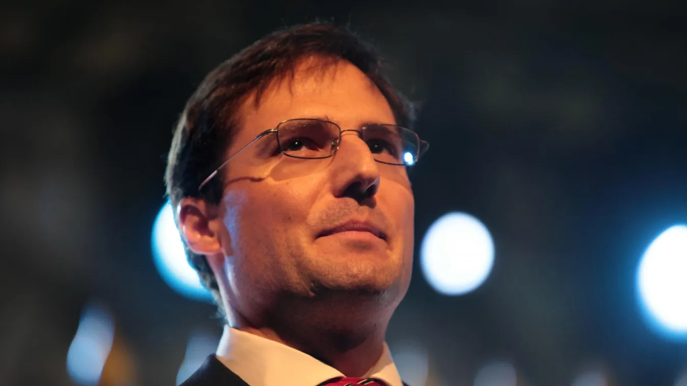 Bérunió – Reggeli járat