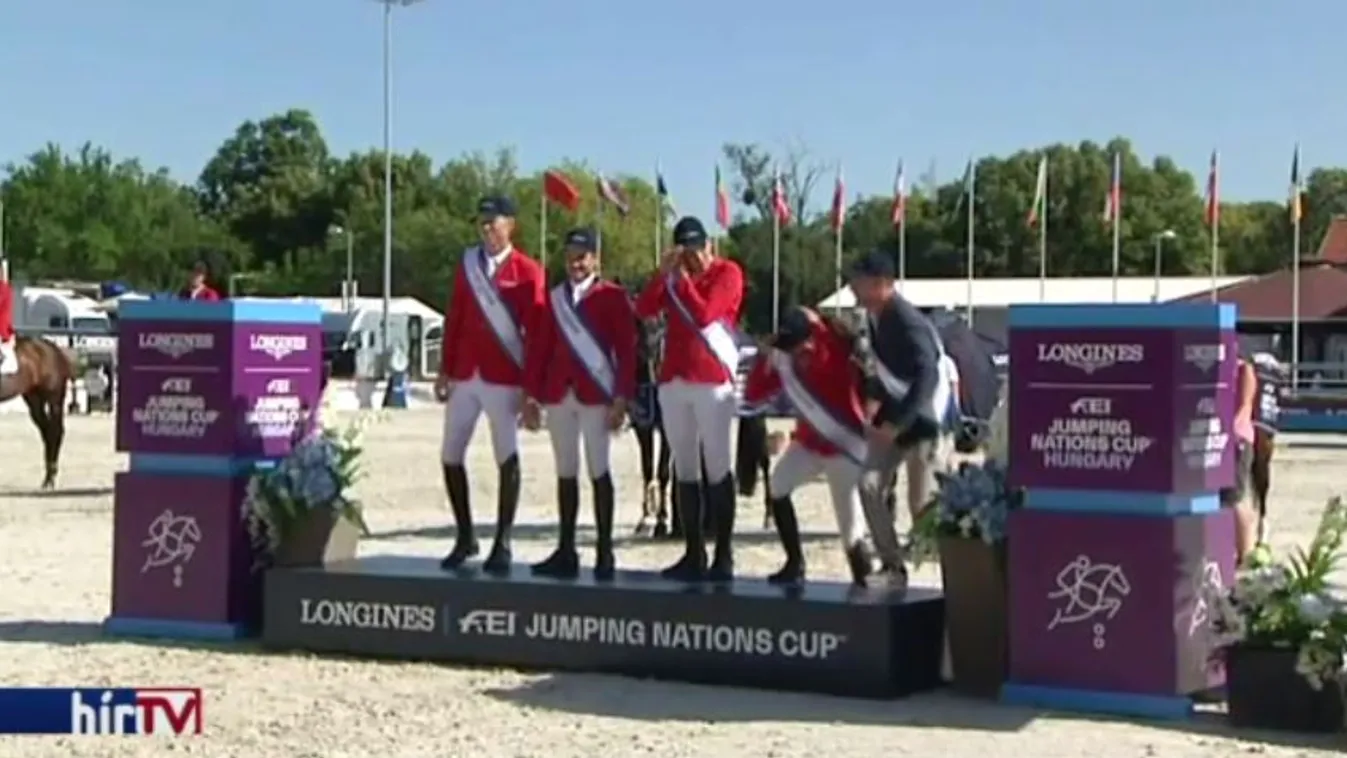 Második helyen végeztek a magyar díjugratók