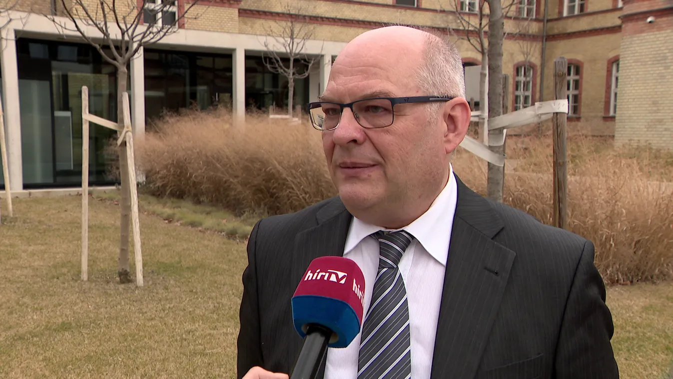 A Jótollú Magyar Újságíró Díjat idén Császár Attila nyerte