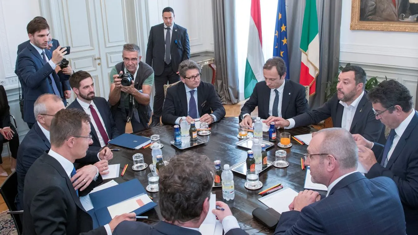 Szijjártó Péter: Magyarország tengeri kikötőt létesít Triesztben