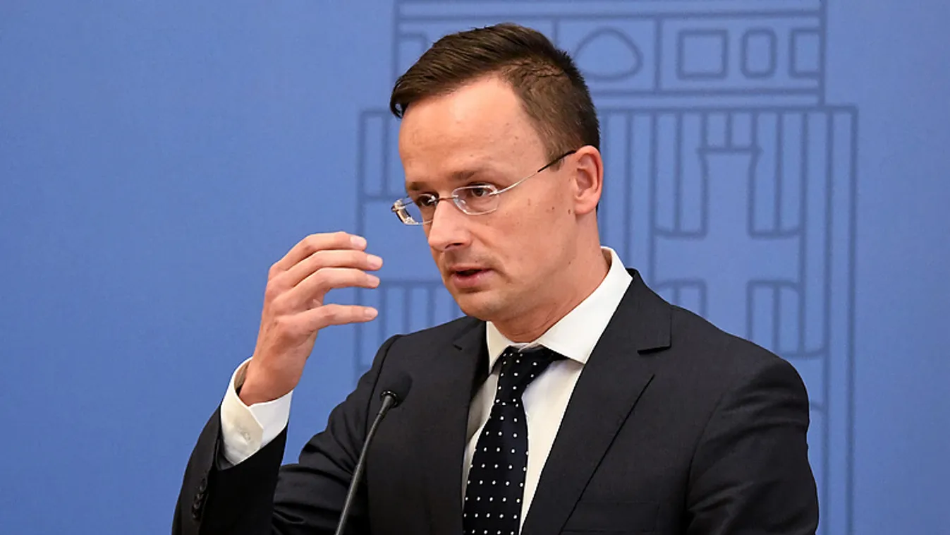 Szijjártó: Magyarország érdeke, hogy Kelet és Nyugat szorosan együttműködjön