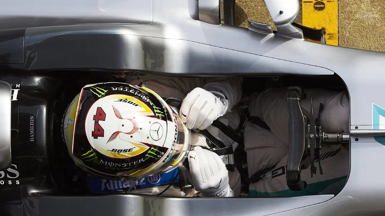 Hamilton ötödször nyert Kínában