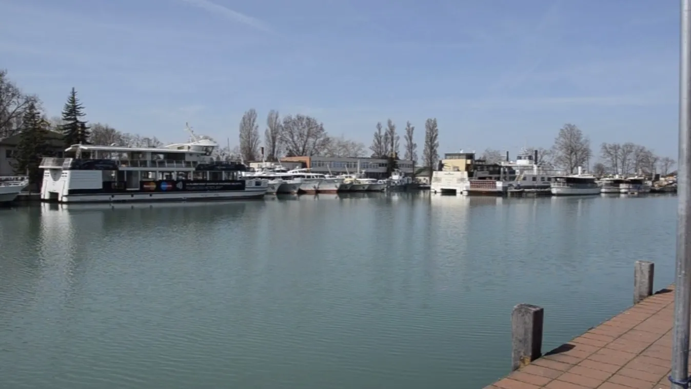 Milliárdokkal segíti a kormány a balatoni elektromos hajózást