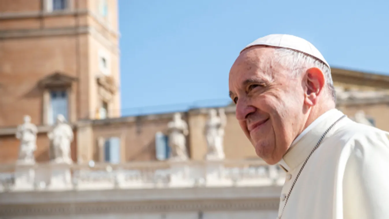 Ferenc pápa is megkapta az oltást