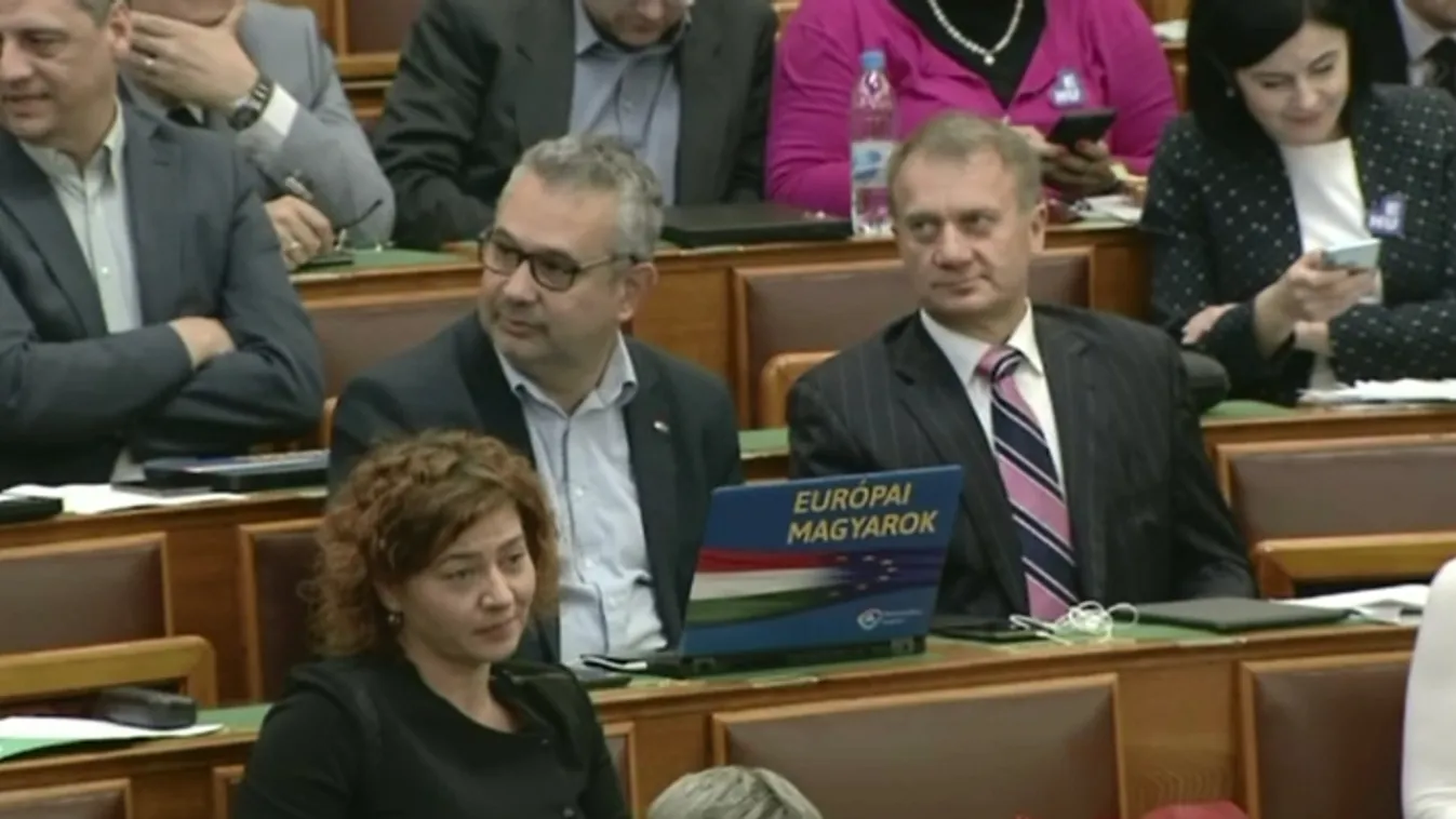 Rendkívüli parlamenti ülés összehívását kezdeményezi az ellenzék