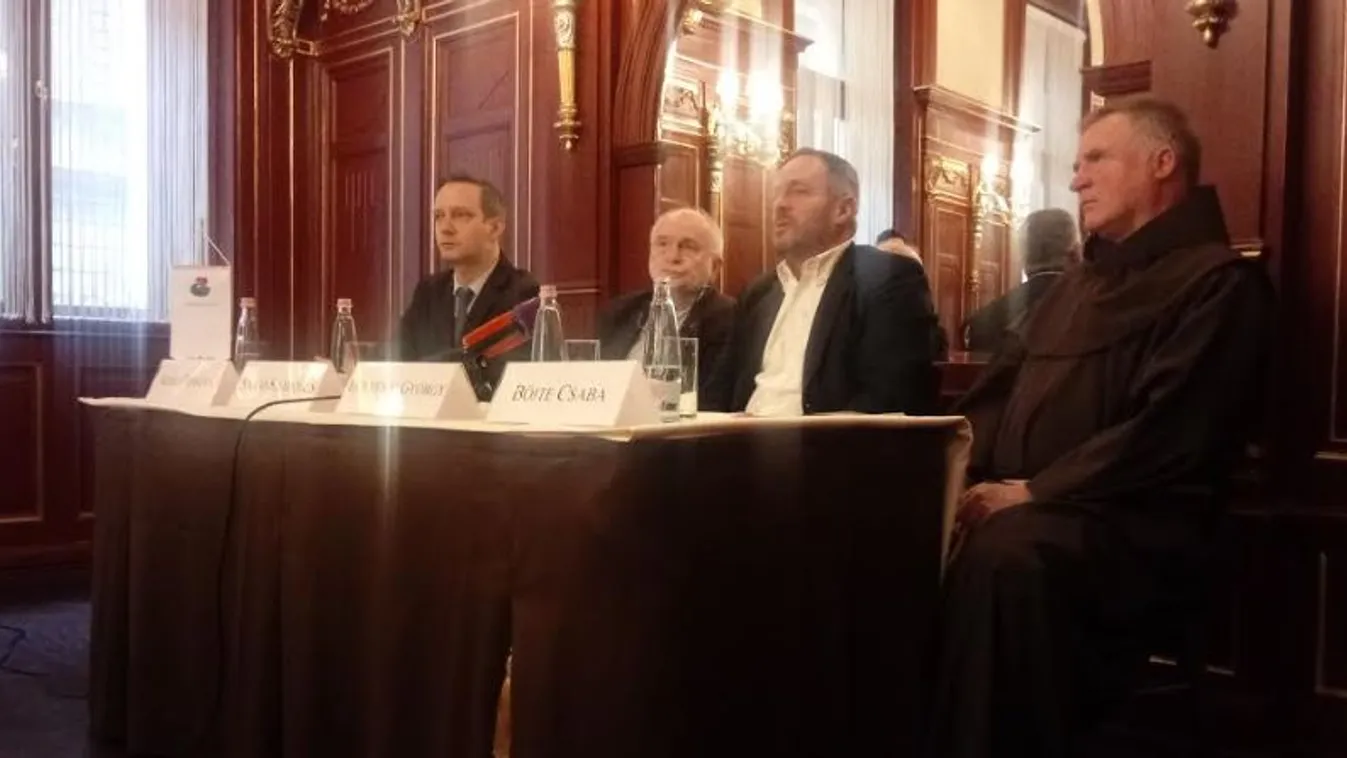 Bemutatta három jószolgálati nagykövetét a Hungary Helps program