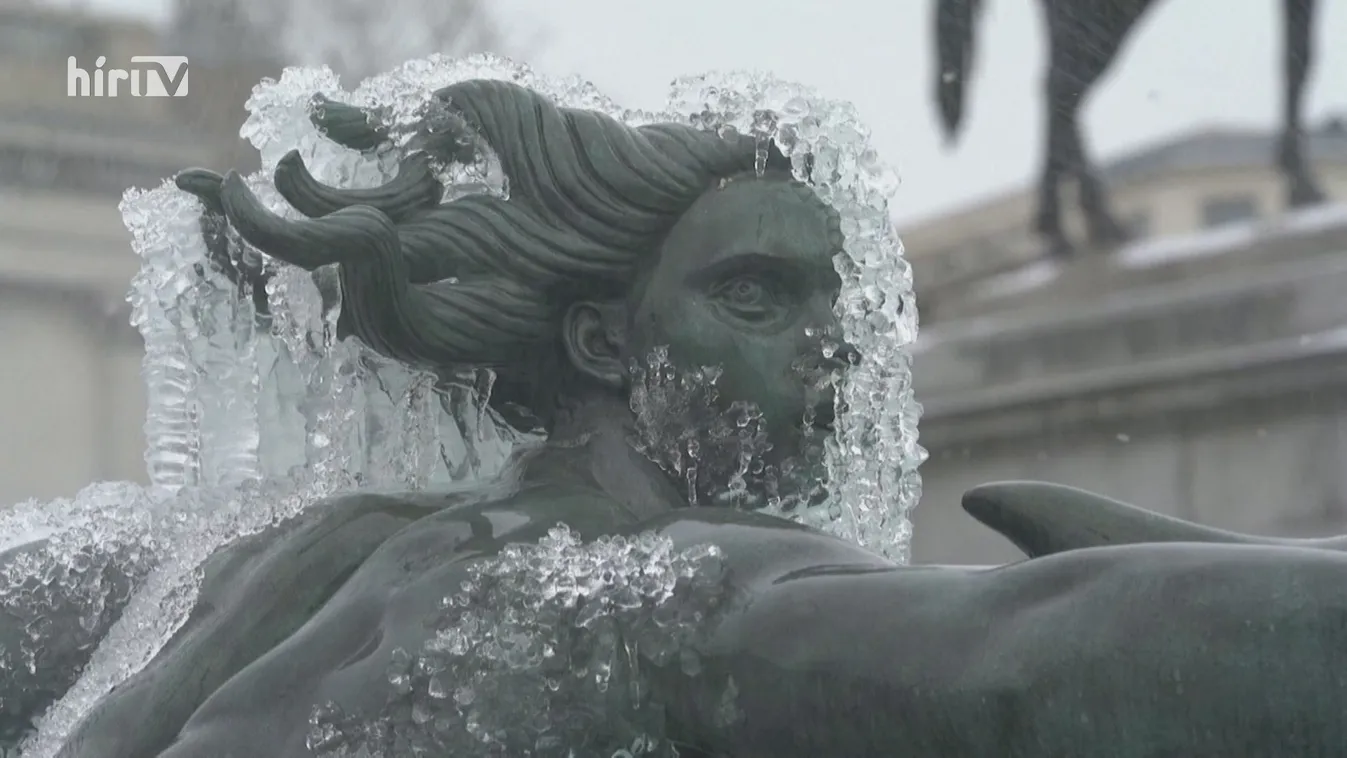 Fennakadásokat okozott a közlekedésben a téli időjárás Nyugat-Európában