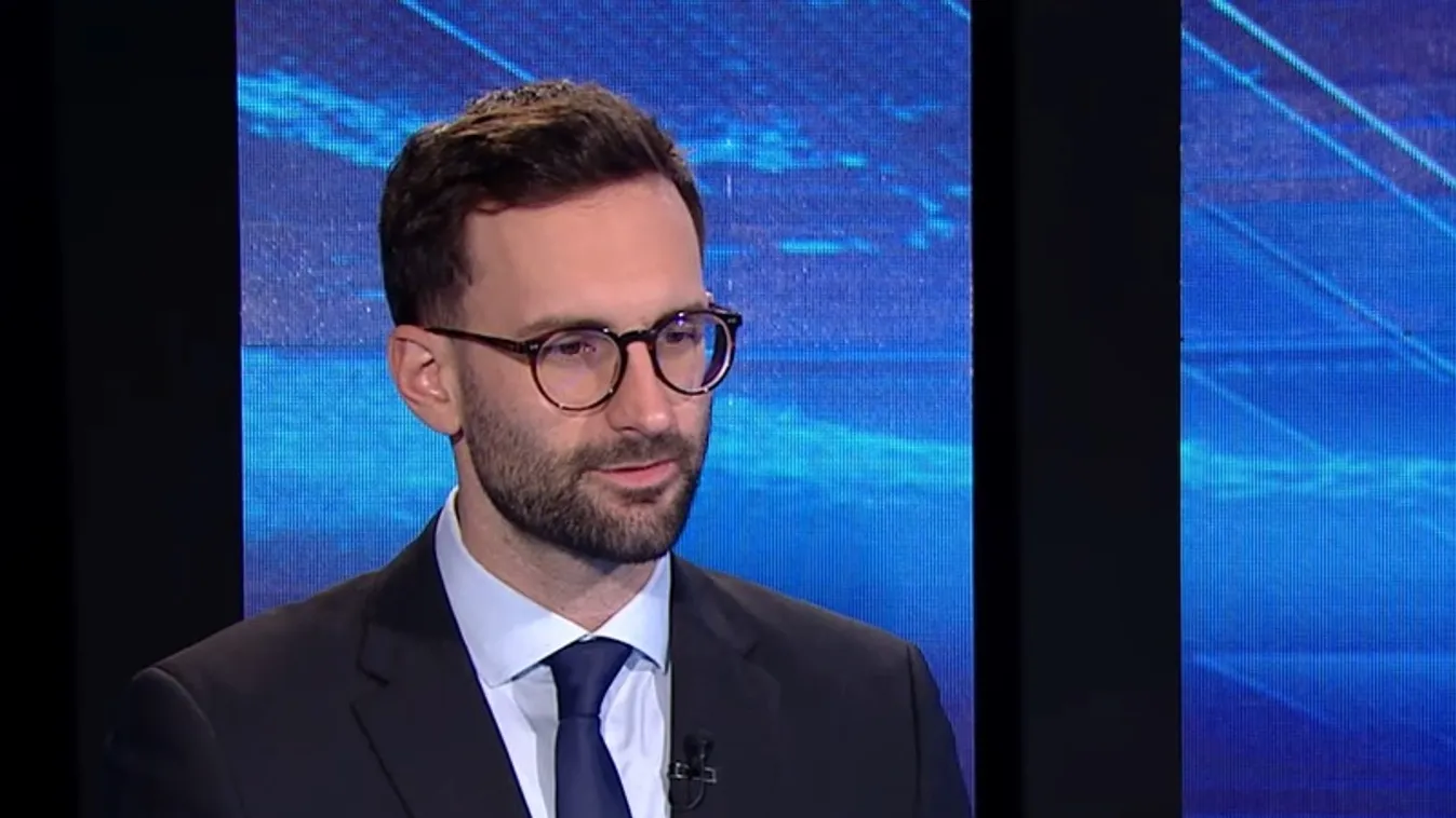 2027-re 374 600 forintra nő a minimálbér + videó