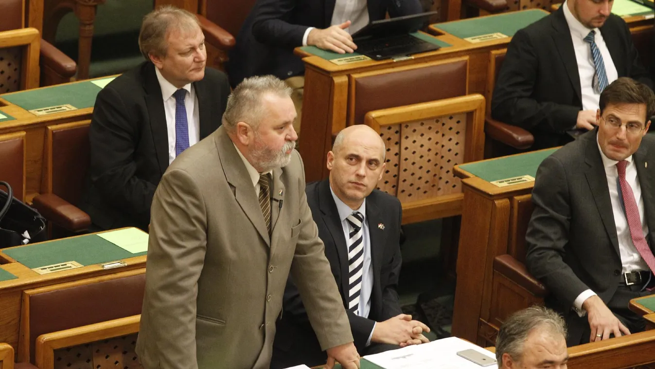 Gőgös egyelőre nem adhatja át a helyét Harangozónak