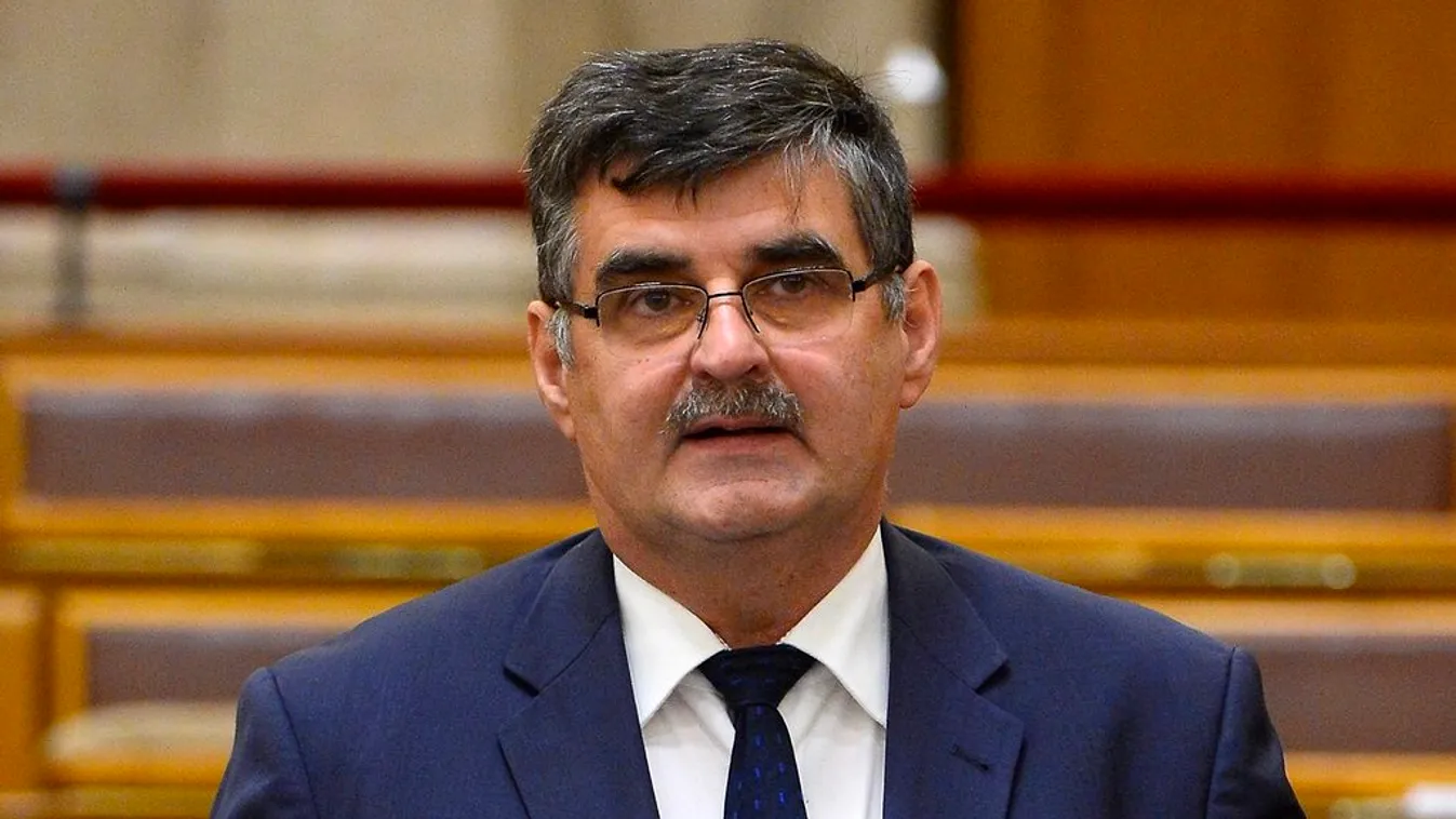 Egyszerűsödik a gyermekszületéssel kapcsolatos ügyintézés 2021-től