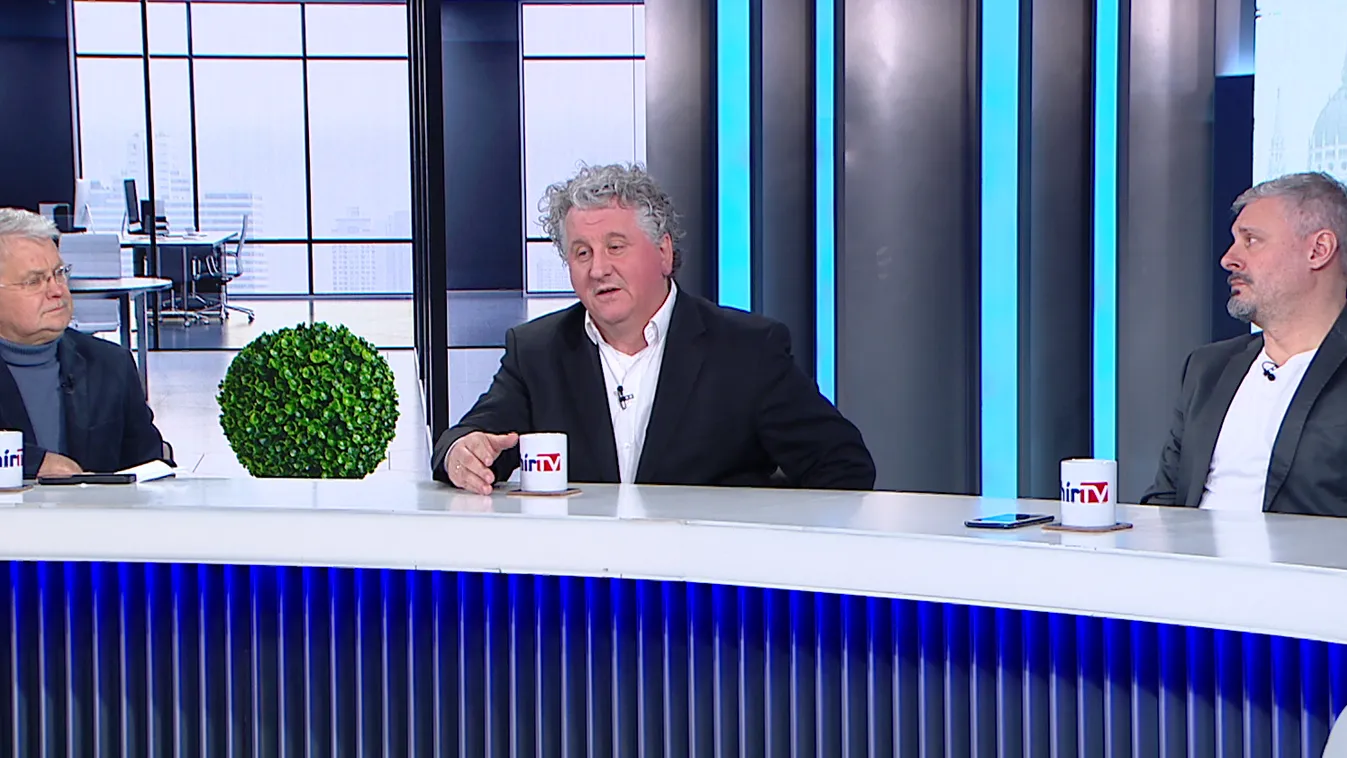 Vezércikk: Daniel Freund Orbán Viktorral kel és fekszik + videó