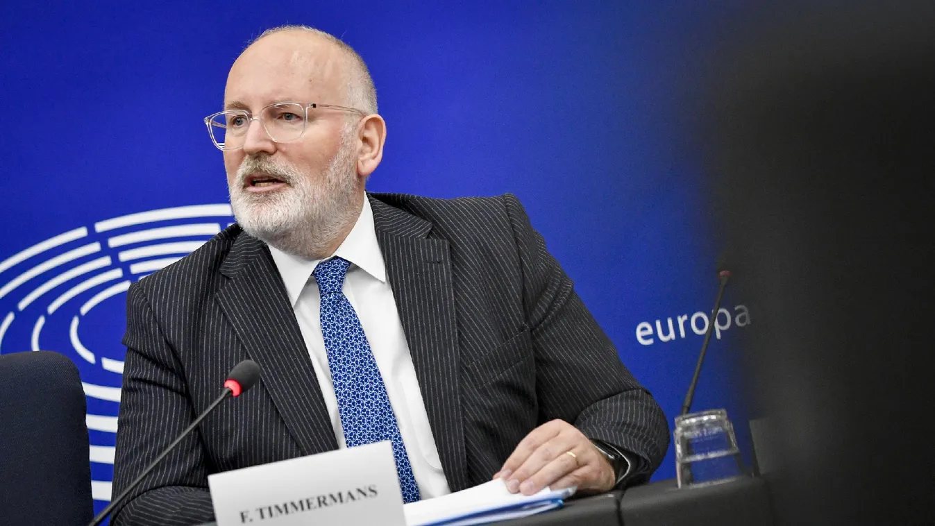 Hollandiában a legtöbb szavazatot a szociáldemokrata Munkapárt (PvDA) szerezte meg