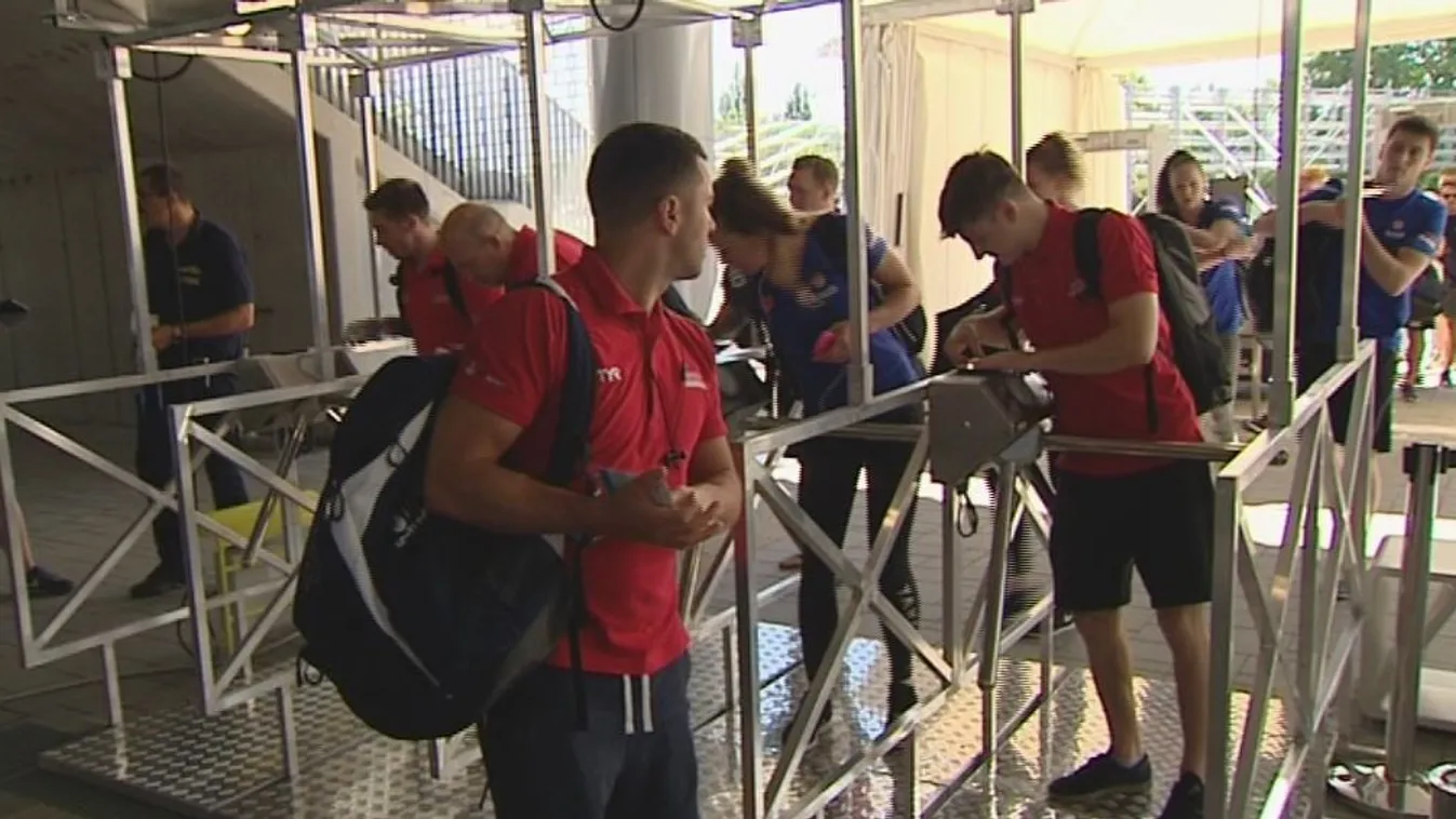 Ezren óvják majd a szurkolókat