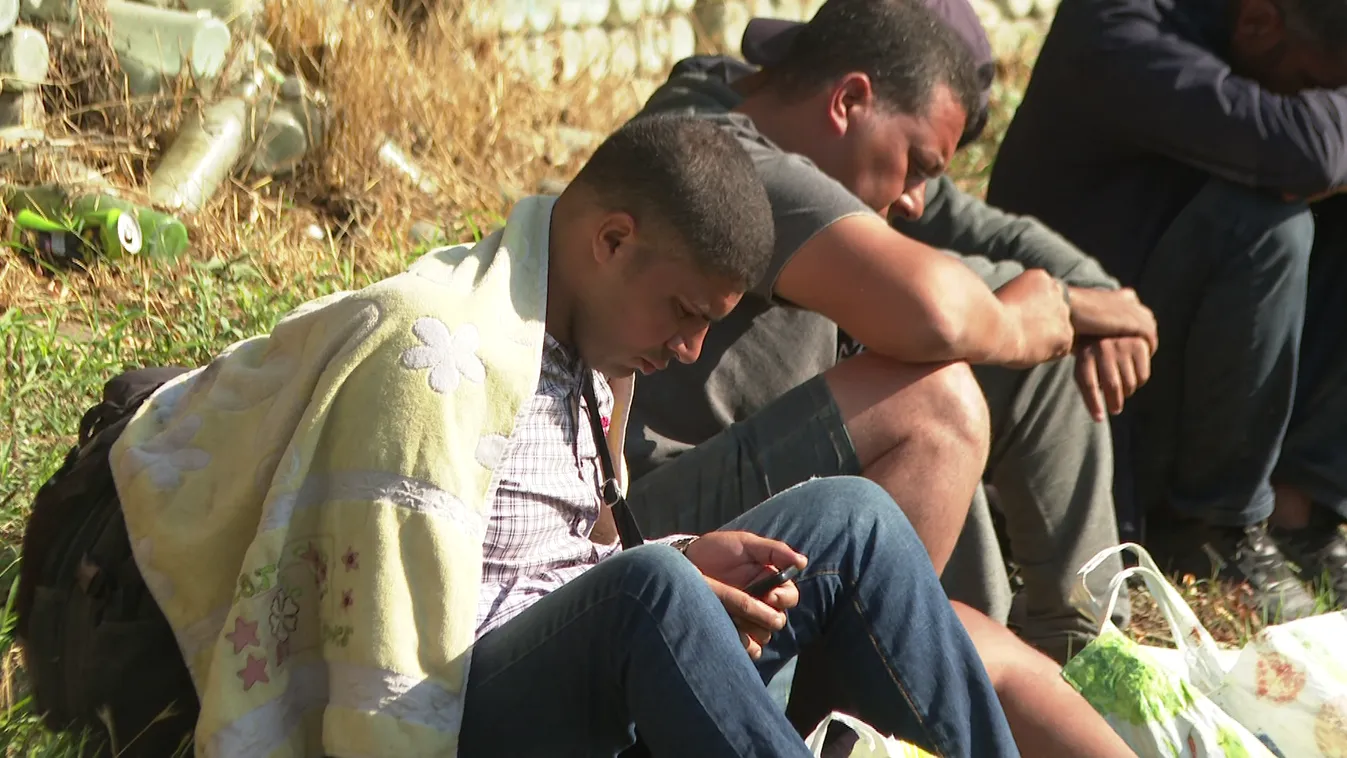 Migrációkutató Intézet: Az illegális bevándorlók sokszor hónapokig képtelenek átjutni a határzáron