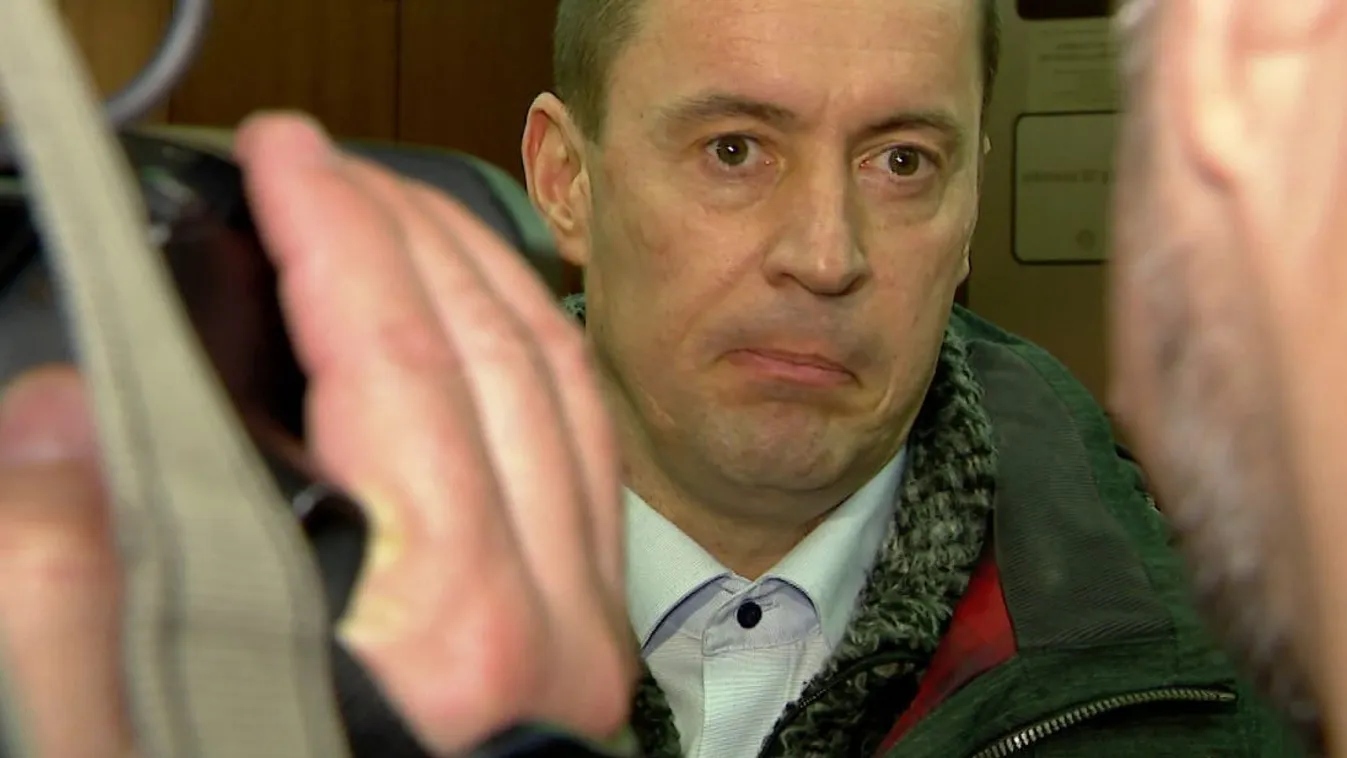 Ismét bíróság elé állnak Sneider fiai