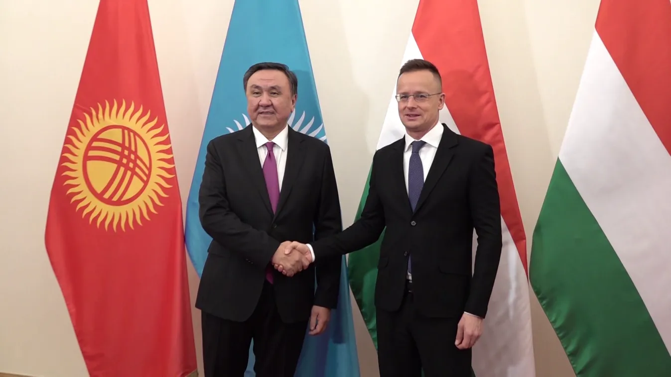 Szijjártó Péter: Nem akarunk újabb hidegháborút