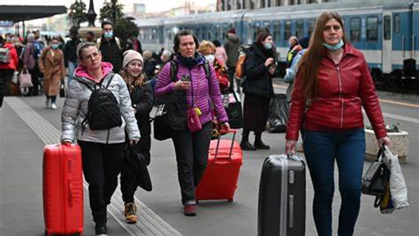 Több mint tizenkétezren érkeztek Ukrajnából szerdán