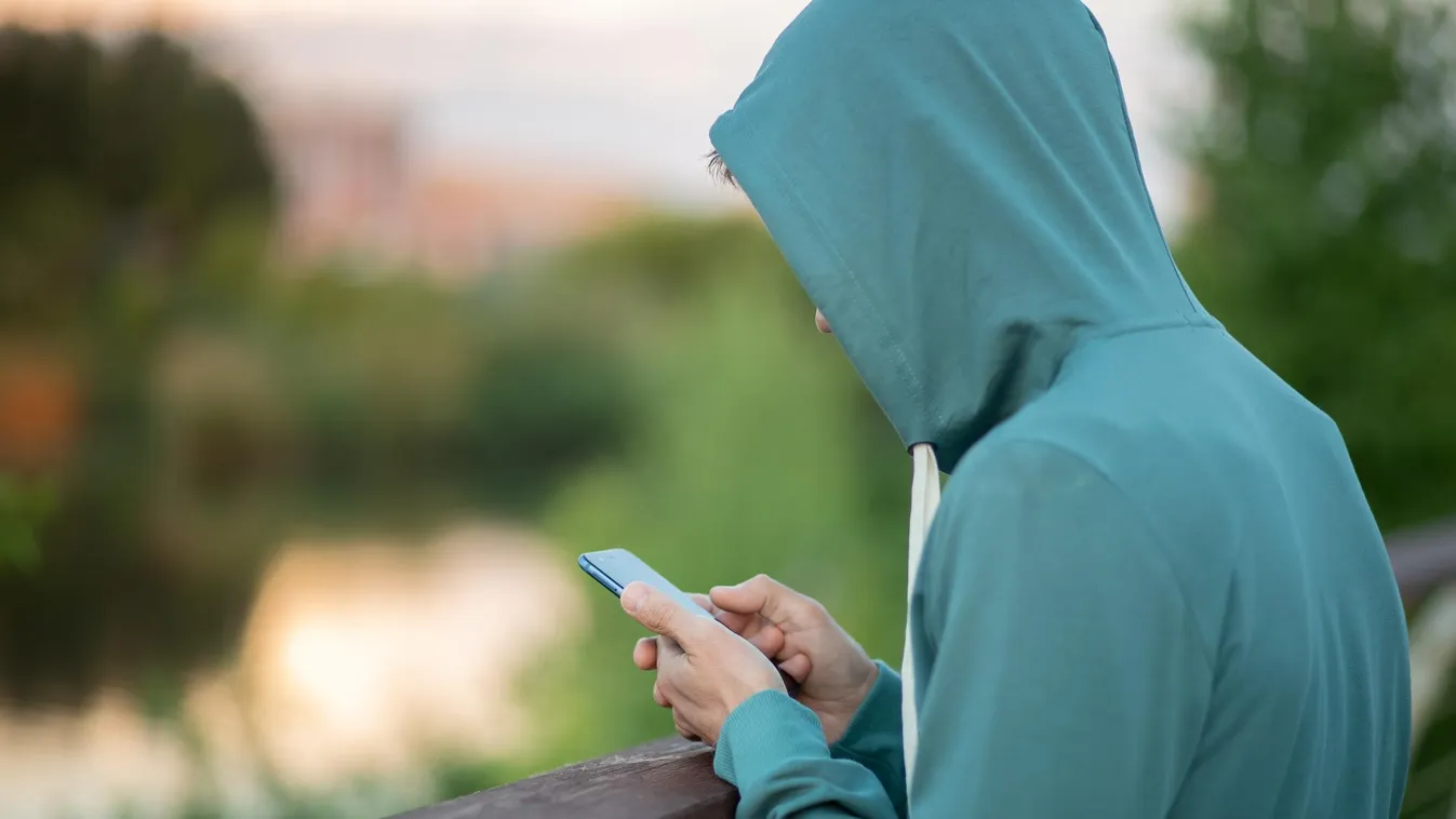 Szörnyű titkokat rejtett a vádlott telefonja