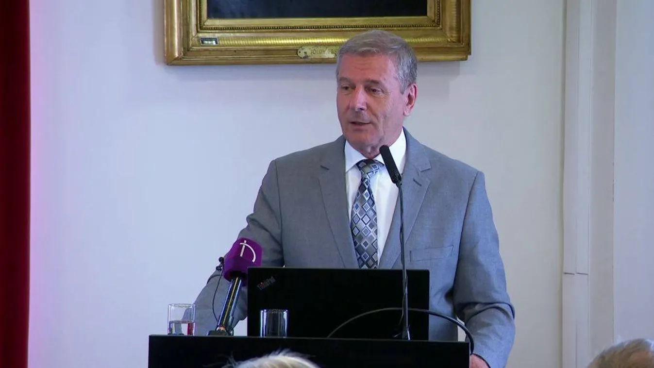 Benkő: A haderőfejlesztés Magyarországról is szól