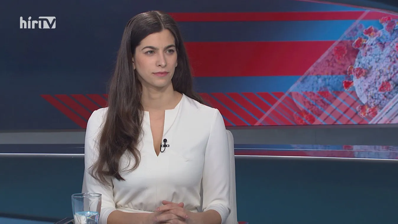 Szentkirályi Alexandra: Egy nagy levegőt kell vennünk, hogy átérjünk a túlpartra